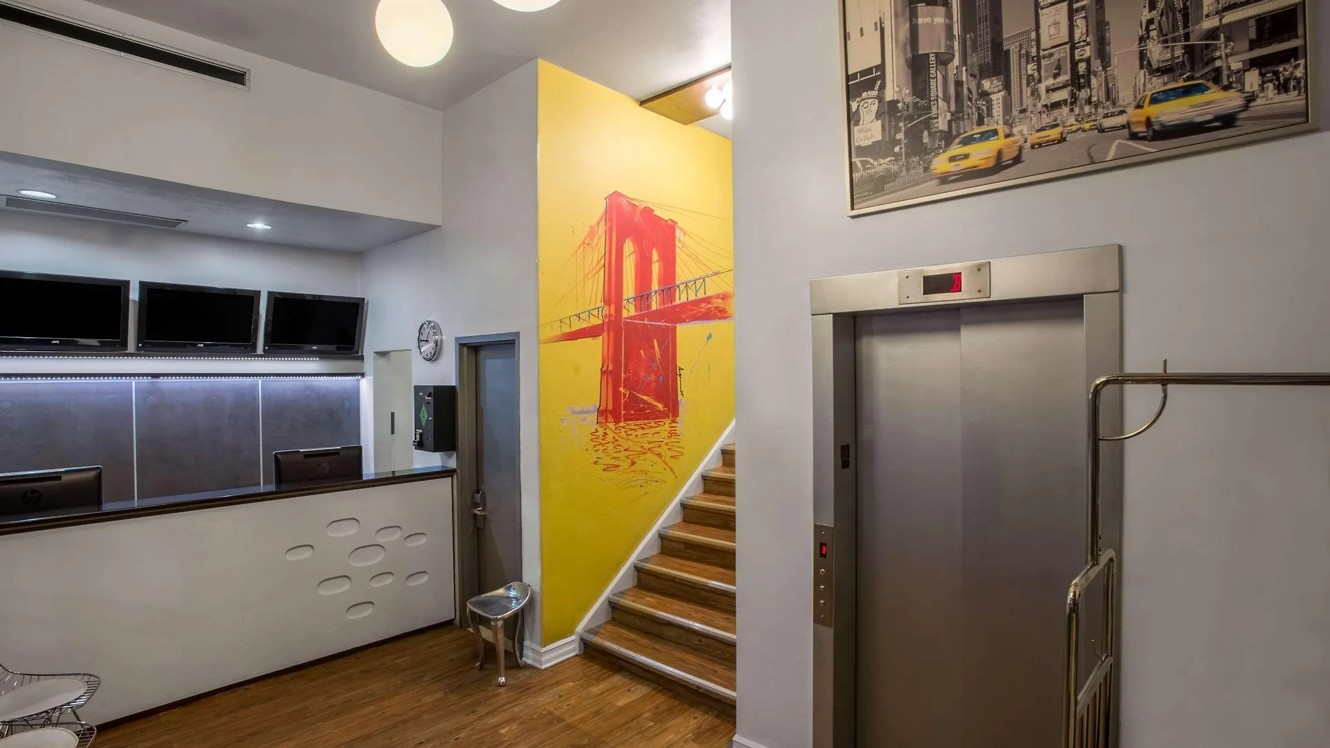 ***  Super 8 By Wyndham Brooklyn / Park Slope Hotel New York United States