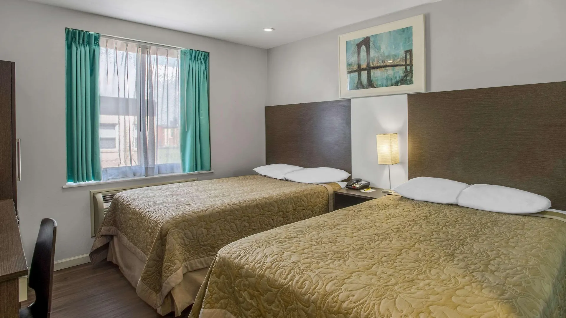 ***  Super 8 By Wyndham Brooklyn / Park Slope Hotel New York United States