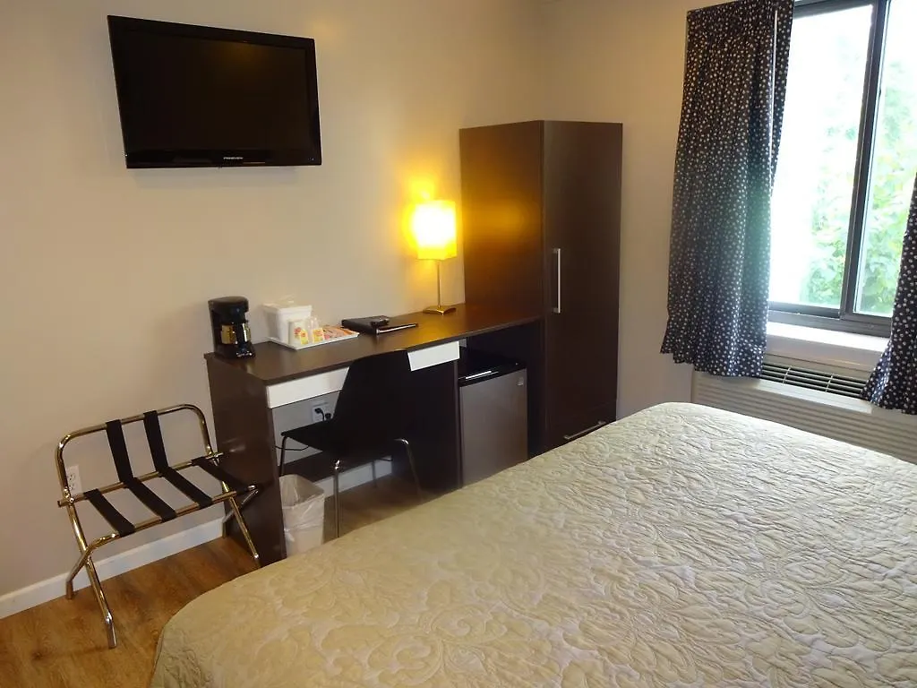 Super 8 By Wyndham Brooklyn / Park Slope Hotel New York