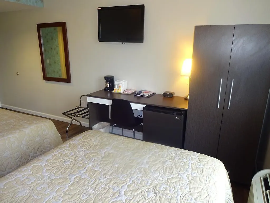 ***  Super 8 By Wyndham Brooklyn / Park Slope Hotel New York United States