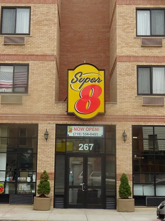 Super 8 By Wyndham Brooklyn / Park Slope Hotel New York