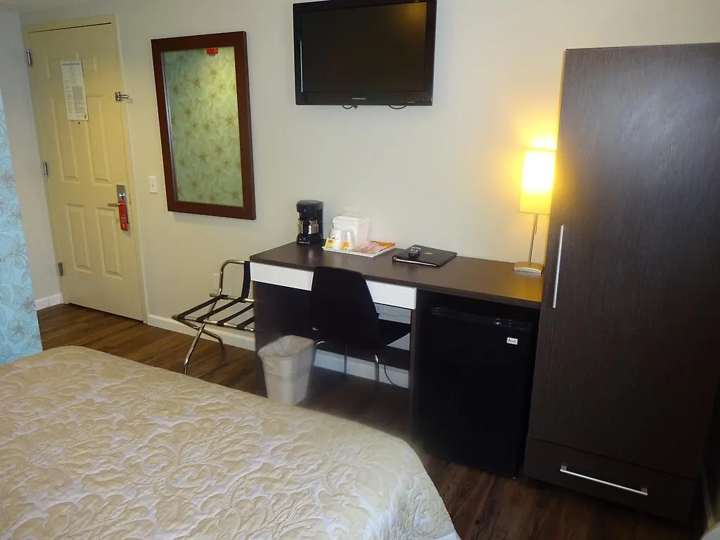 Super 8 By Wyndham Brooklyn / Park Slope Hotel New York